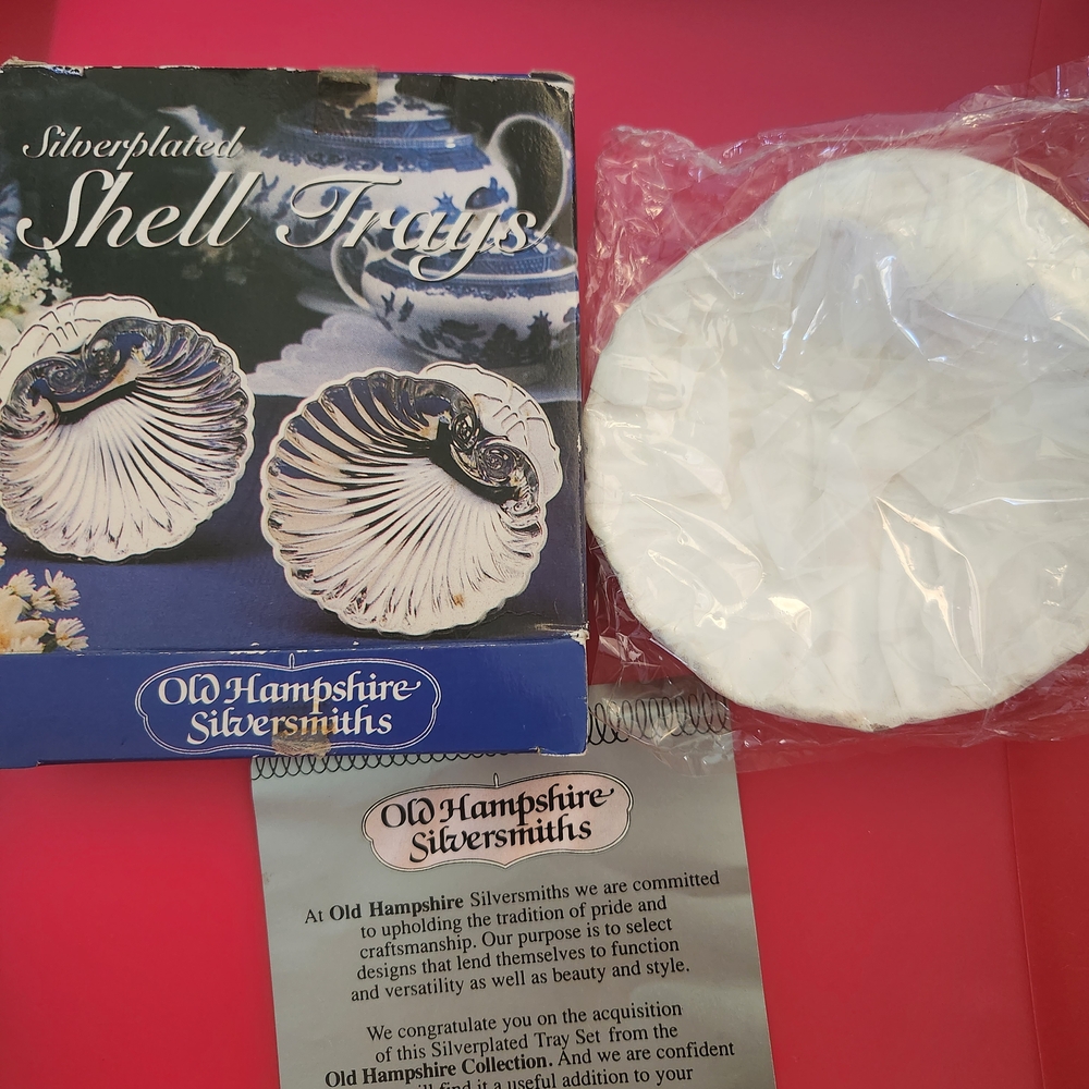 Old Hampshire Silversmiths Shell Trays